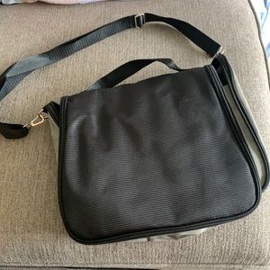 Auto Drive Backseat Travelling Bag